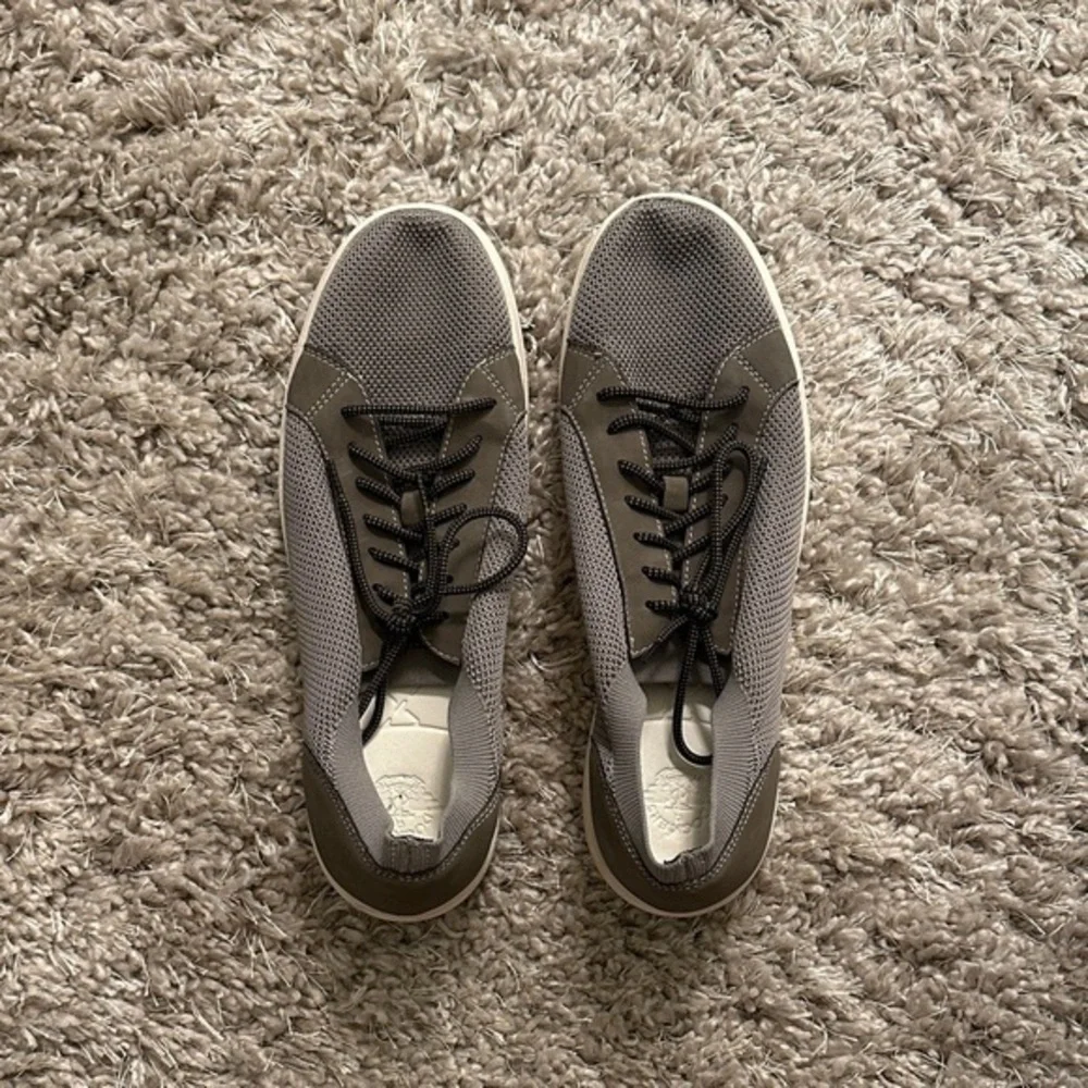 Dockers Gray Mesh Men's Sneakers